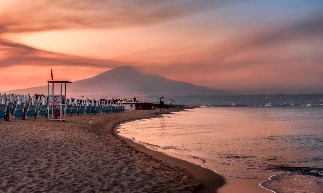 Casa Vacanza Nina 17 Catania-Fontanarossai nemzetközi repülőtér Kültér fotó